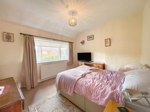 Photo 5- click for photo gallery